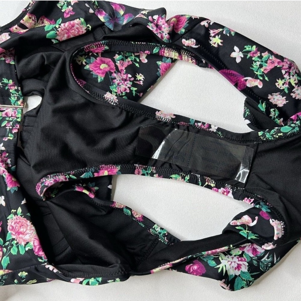 Victoria's Secret Black Floral Swimsuit - Picture 7 of 7